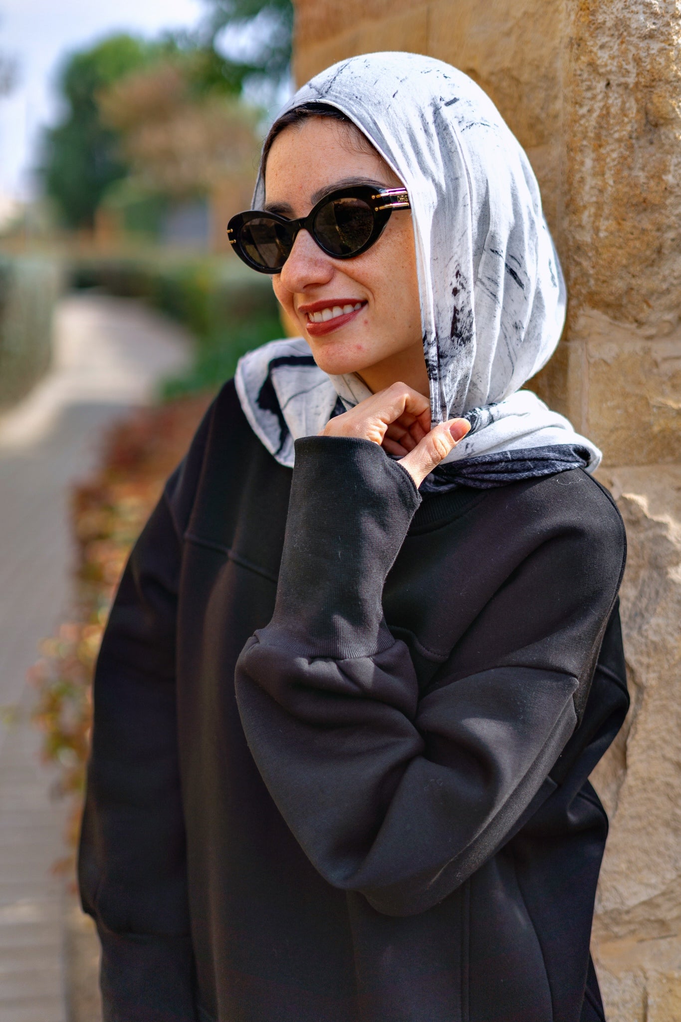 Thumbhole Black Sweater